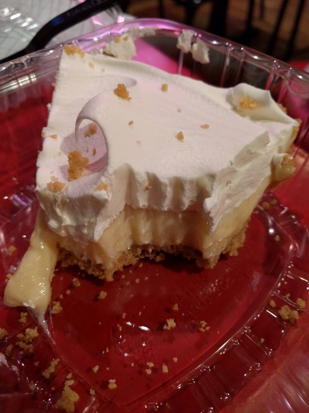 Rib Cage | restaurant | 14820 TN-57, Pickwick Dam, TN 38365, USA | 7316893637 OR +1 731-689-3637