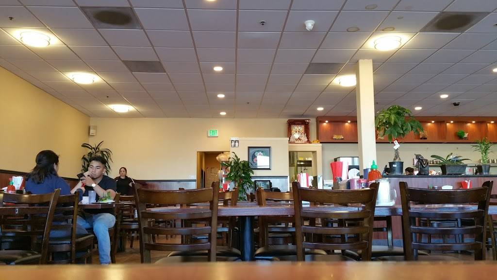 Kevins Noodle House | restaurant | 188 Skyline Plaza, Daly City, CA 94015, USA | 4157695788 OR +1 415-769-5788