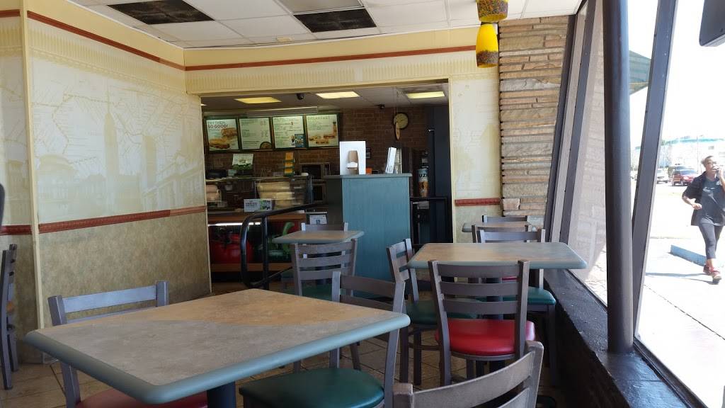 Subway Restaurants | restaurant | 3355 5th Ave N, St. Petersburg, FL 33713, USA | 7273231021 OR +1 727-323-1021