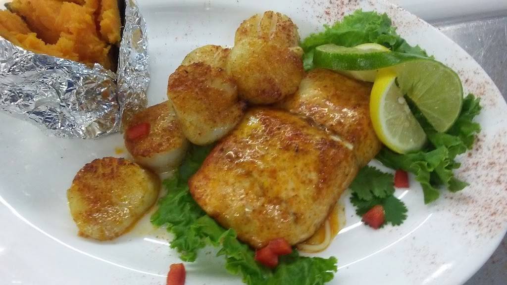 55th Street Seafood House | restaurant | 5515 E Oak Island Dr, Oak Island, NC 28465, USA | 9102501873 OR +1 910-250-1873