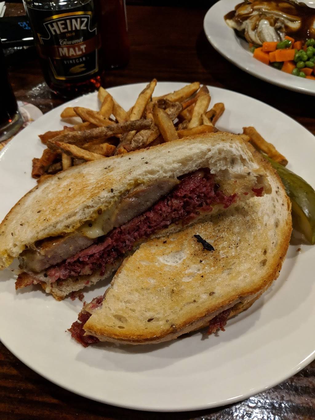 Rare Olde Times | restaurant | 10602 Patterson Ave, Henrico, VA 23238, USA | 8047501346 OR +1 804-750-1346