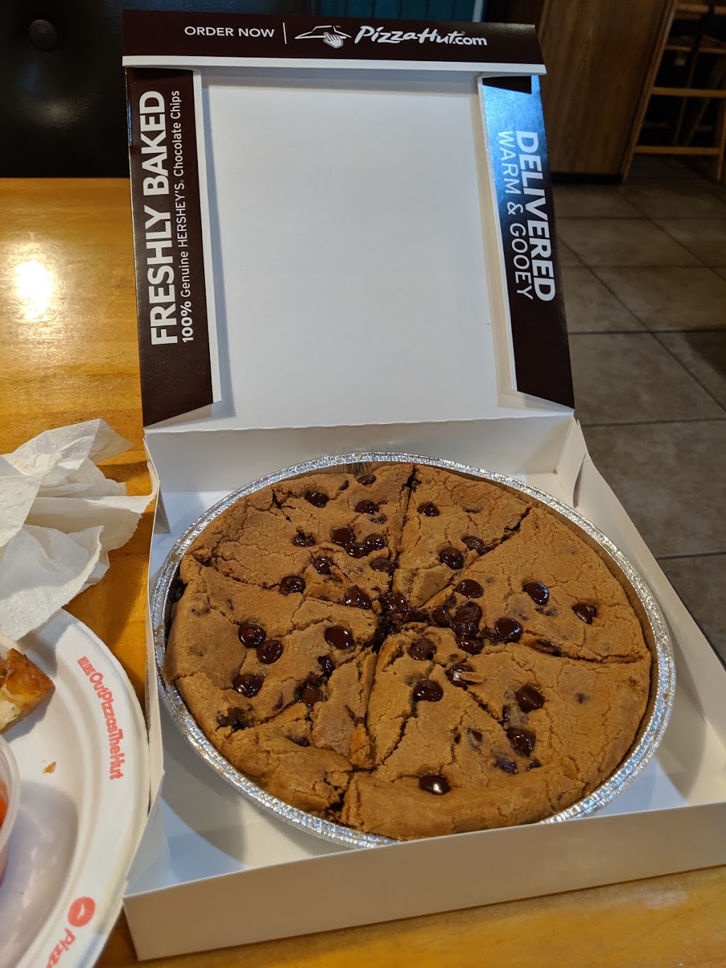 Pizza Hut | meal takeaway | 2221 S Ferdon Blvd #2227, Crestview, FL 32536, USA | 8506829960 OR +1 850-682-9960