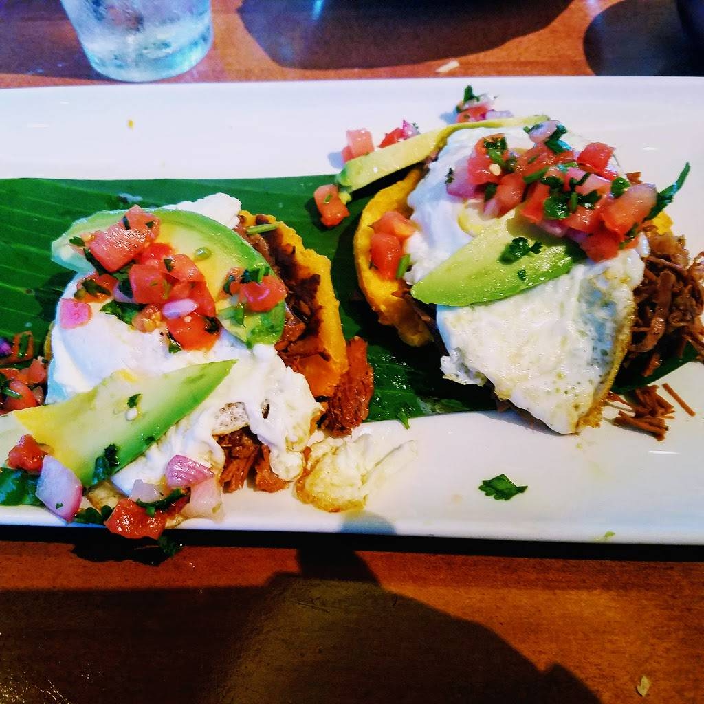 Gloria’s Latin Cuisine | restaurant | 1121 E Southlake Blvd, Southlake, TX 76092, USA | 8173050000 OR +1 817-305-0000