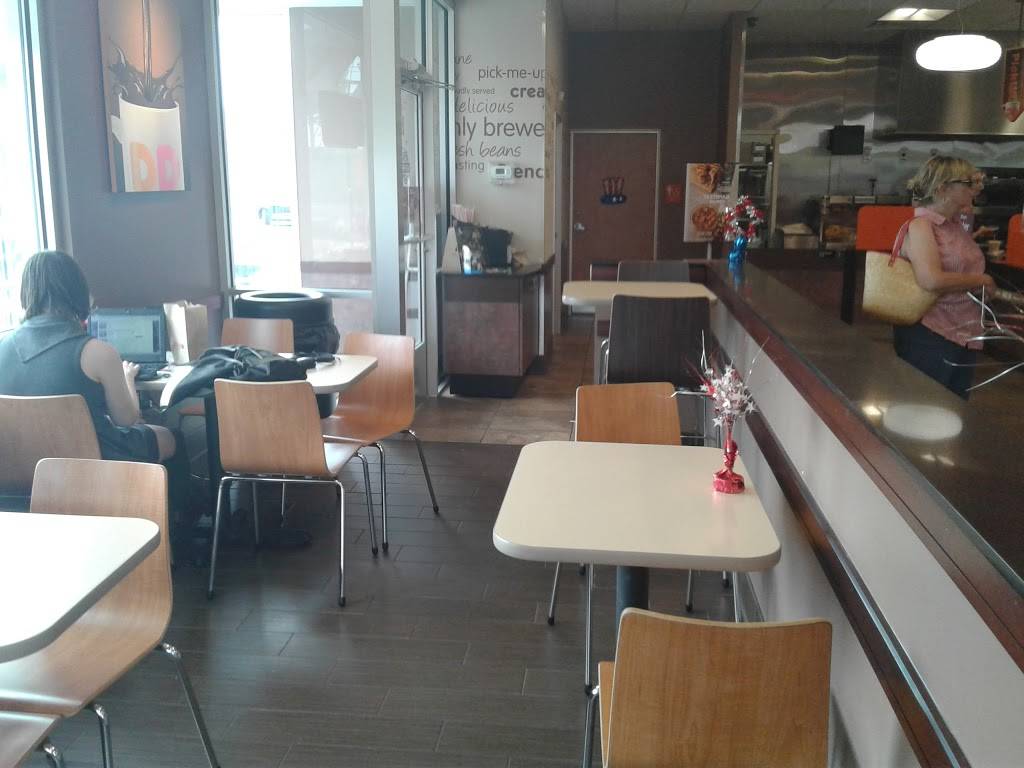 Dunkin | bakery | 760 Commons Dr, Parkesburg, PA 19365, USA | 6108573582 OR +1 610-857-3582