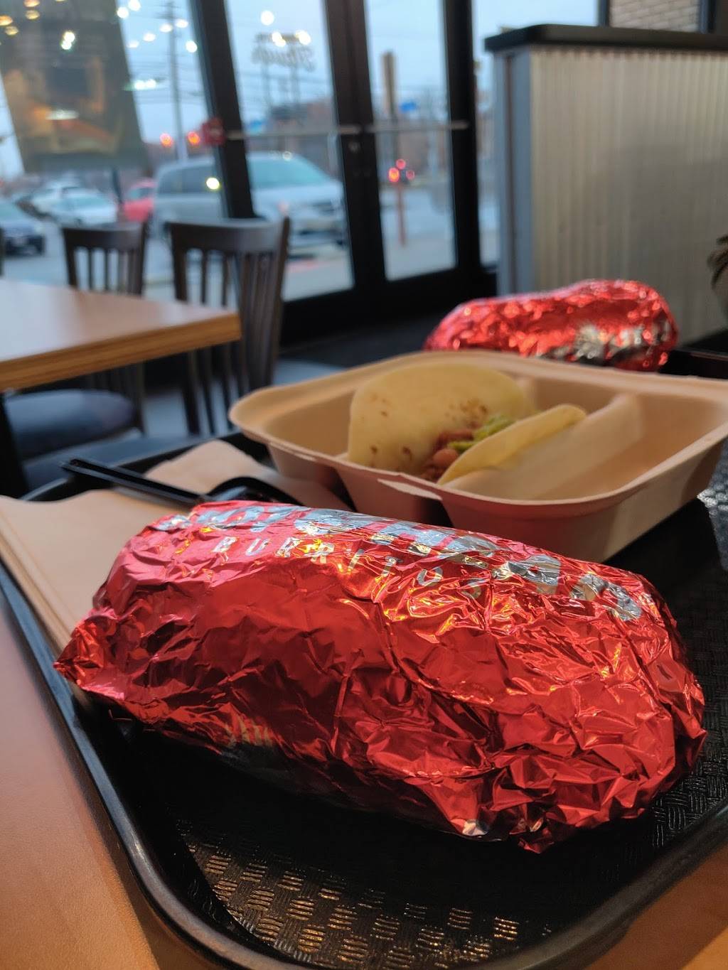 Hot Head Burritos | restaurant | 3465 Center Rd, Brunswick, OH 44212, USA | 2348032255 OR +1 234-803-2255