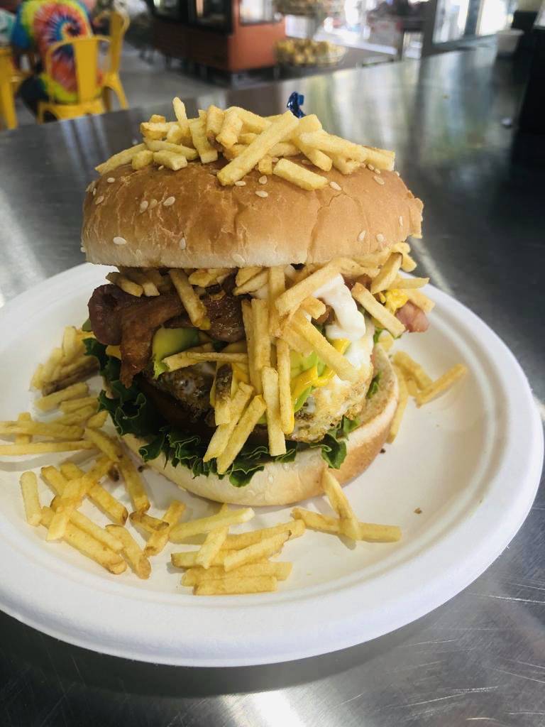 El Palacio de los Jugos | bakery | 555 Jefferson Ave, Miami Beach, FL 33139, USA | 7865025383 OR +1 786-502-5383