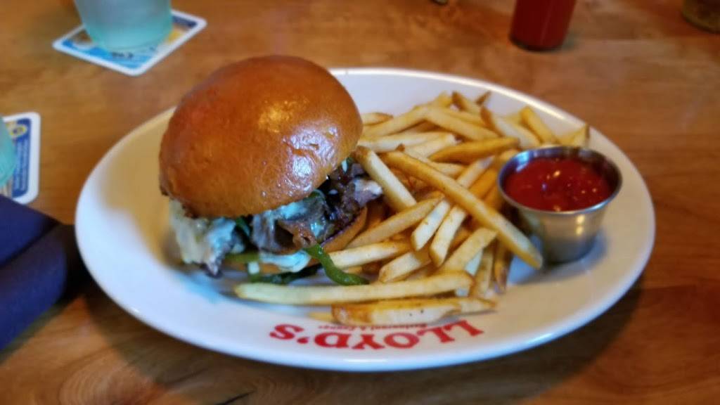 LLoyds Restaurant & Lounge | restaurant | 900 DeKalb Ave NE, Atlanta, GA 30307, USA | 4042287227 OR +1 404-228-7227