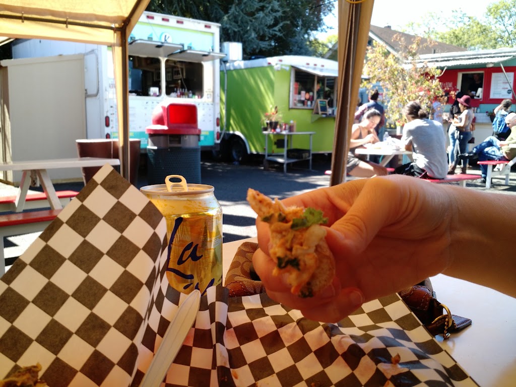 Homegrown Smoker Vegan BBQ | restaurant | 4237 N Mississippi Ave, Portland, OR 97217, USA | 5032773823 OR +1 503-277-3823