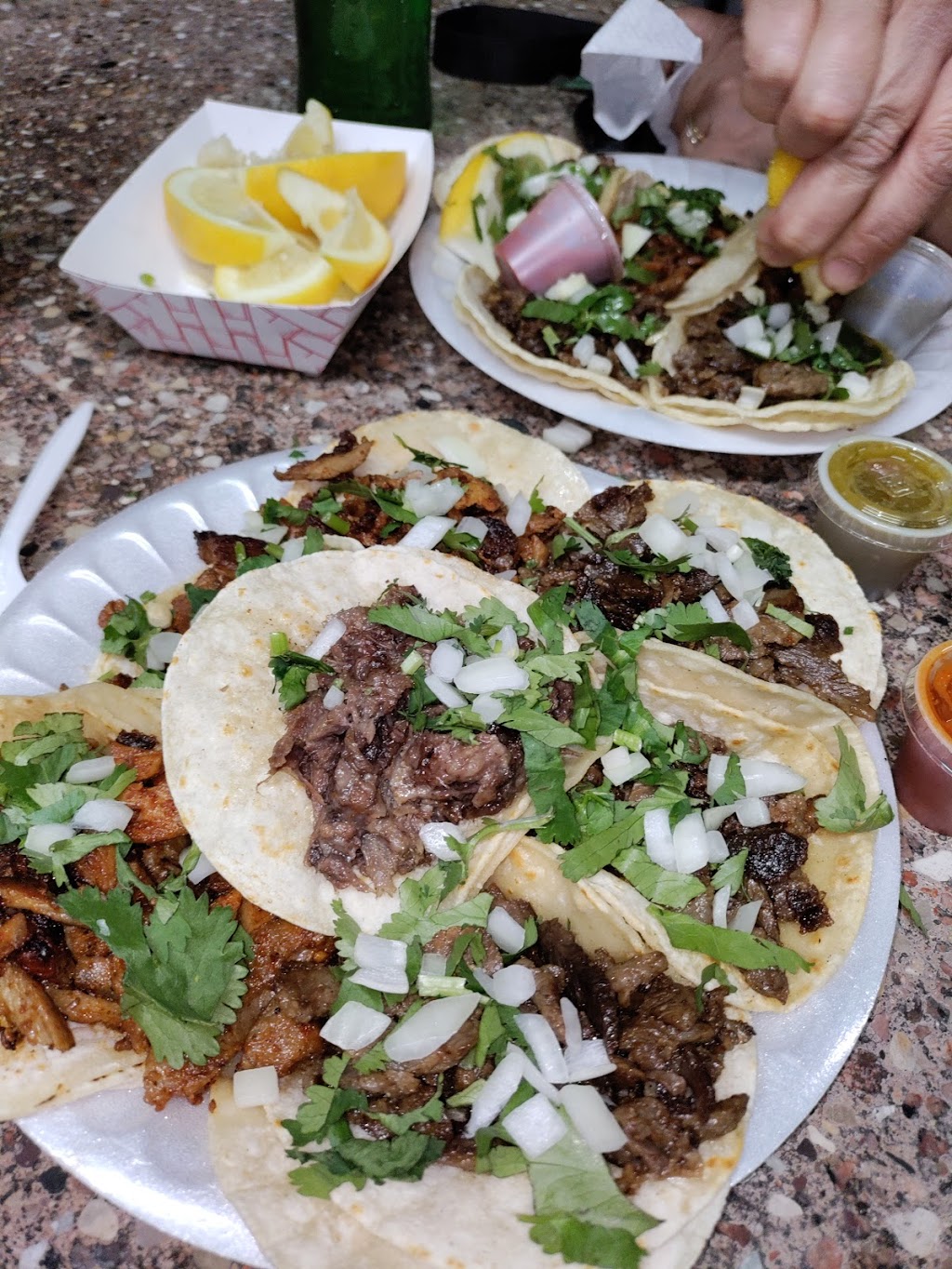 El Guerrerense | restaurant | 2622 E McDowell Rd, Phoenix, AZ 85008, USA | 6022750555 OR +1 602-275-0555