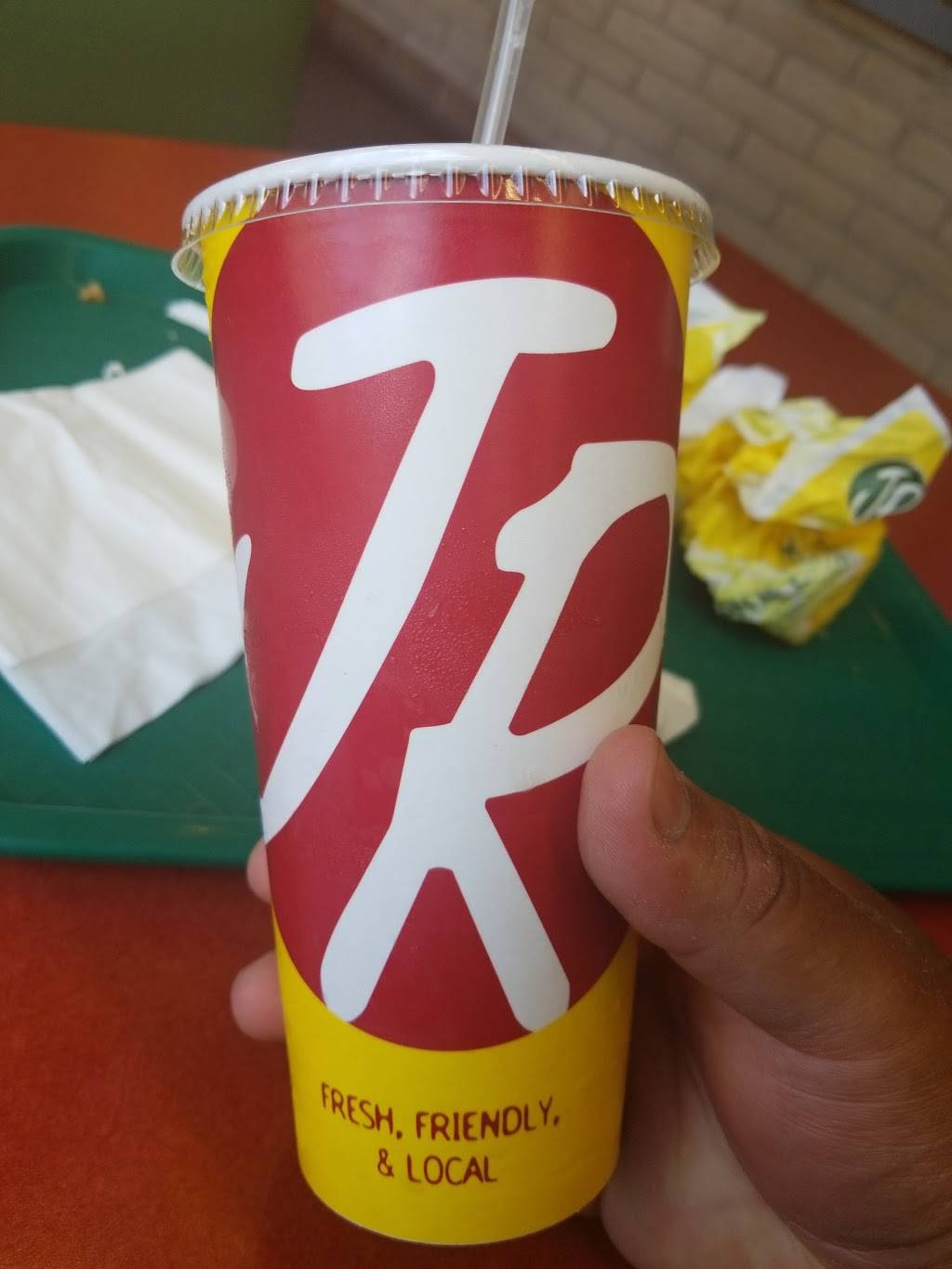 Miguels Jr | restaurant | 1039 W 6th St, Corona, CA 92882, USA | 9512703551 OR +1 951-270-3551