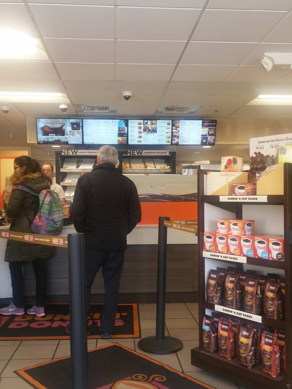 Dunkin | cafe | 424 Boston Post Rd, West Haven, CT 06516, USA | 2039074696 OR +1 203-907-4696