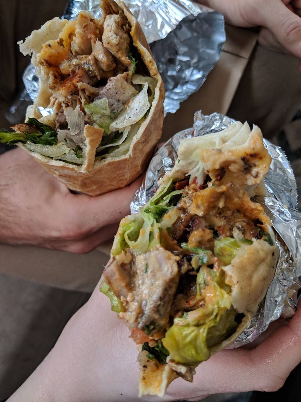 The Kabob House | restaurant | 2977 Lake Shore Blvd W, Etobicoke, ON M8V 1B7, Canada | 4377798383 OR +1 437-779-8383