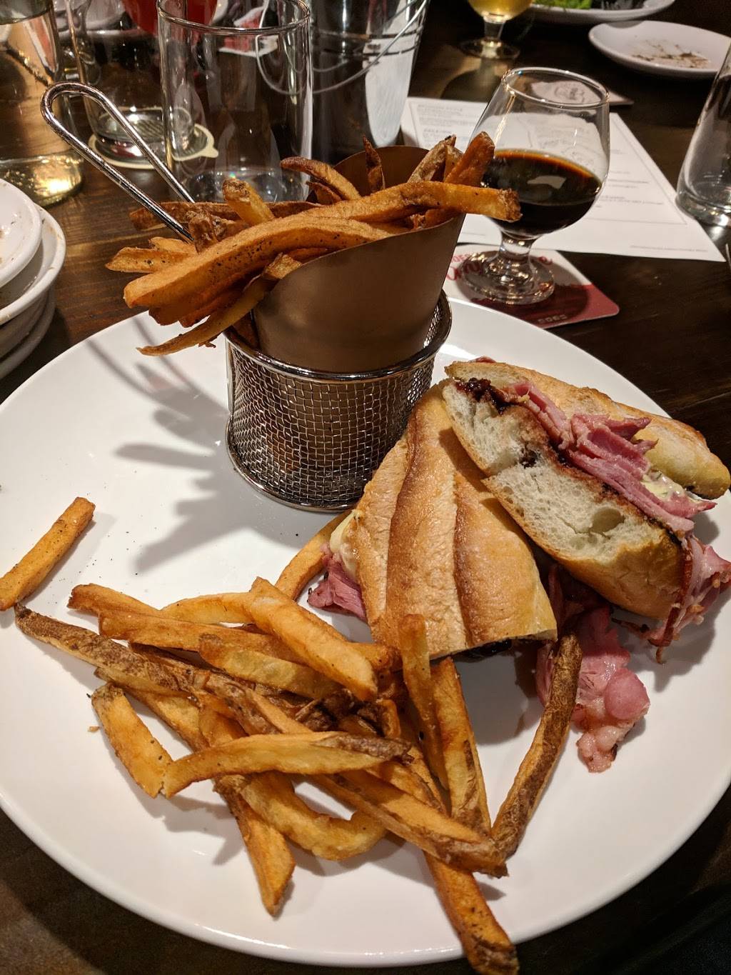 Boxcar at Hop City West End | restaurant | 1000 White St SW, Atlanta, GA 30310, USA | 4707888171 OR +1 470-788-8171