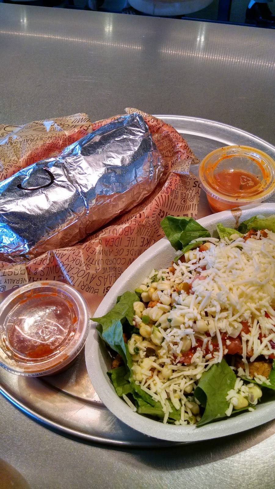 Chipotle Mexican Grill | restaurant | 10515 Sierra Ave D, Fontana, CA 92337, USA | 9093490242 OR +1 909-349-0242