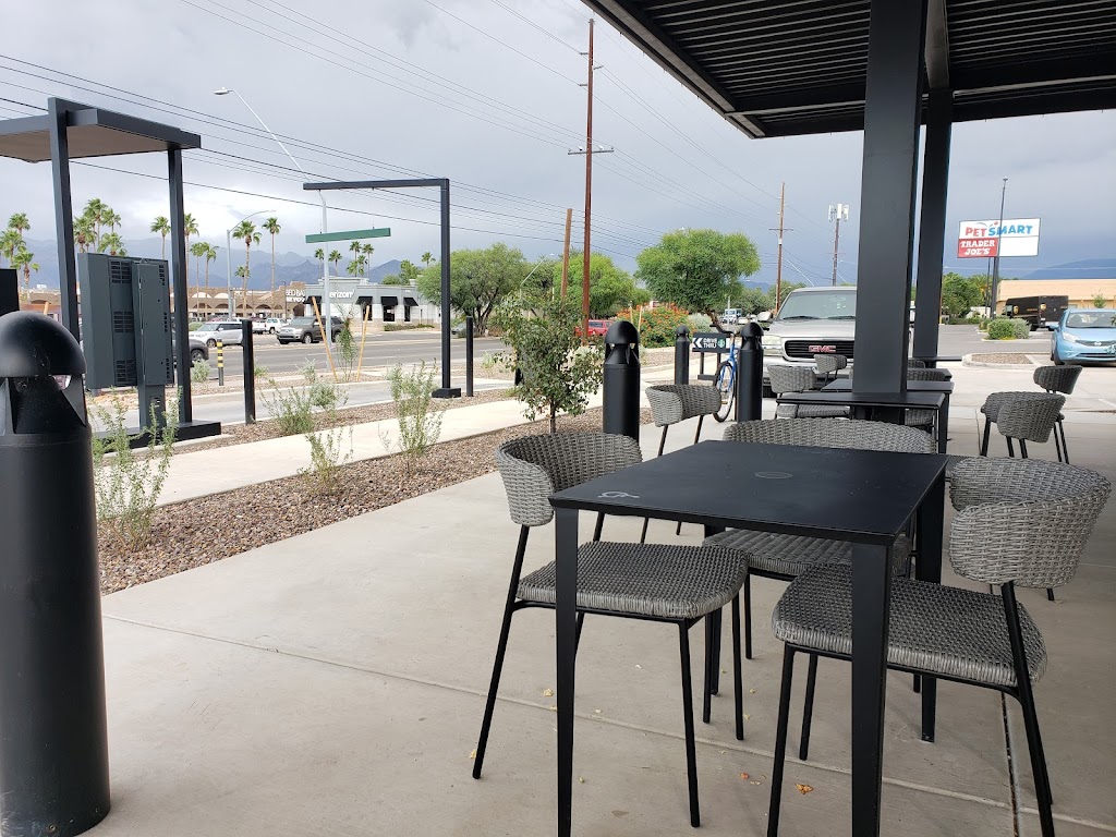 Starbucks | cafe | 4702 E Grant Rd, Tucson, AZ 85712, USA | 5204076481 OR +1 520-407-6481