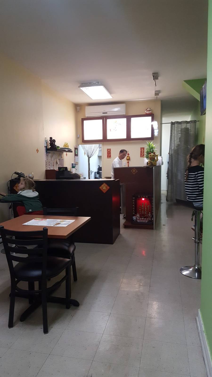 Sushi Yakki | restaurant | 3765 Rue Masson, Montréal, QC H1X 1S7, Canada | 4383836688 OR +1 438-383-6688