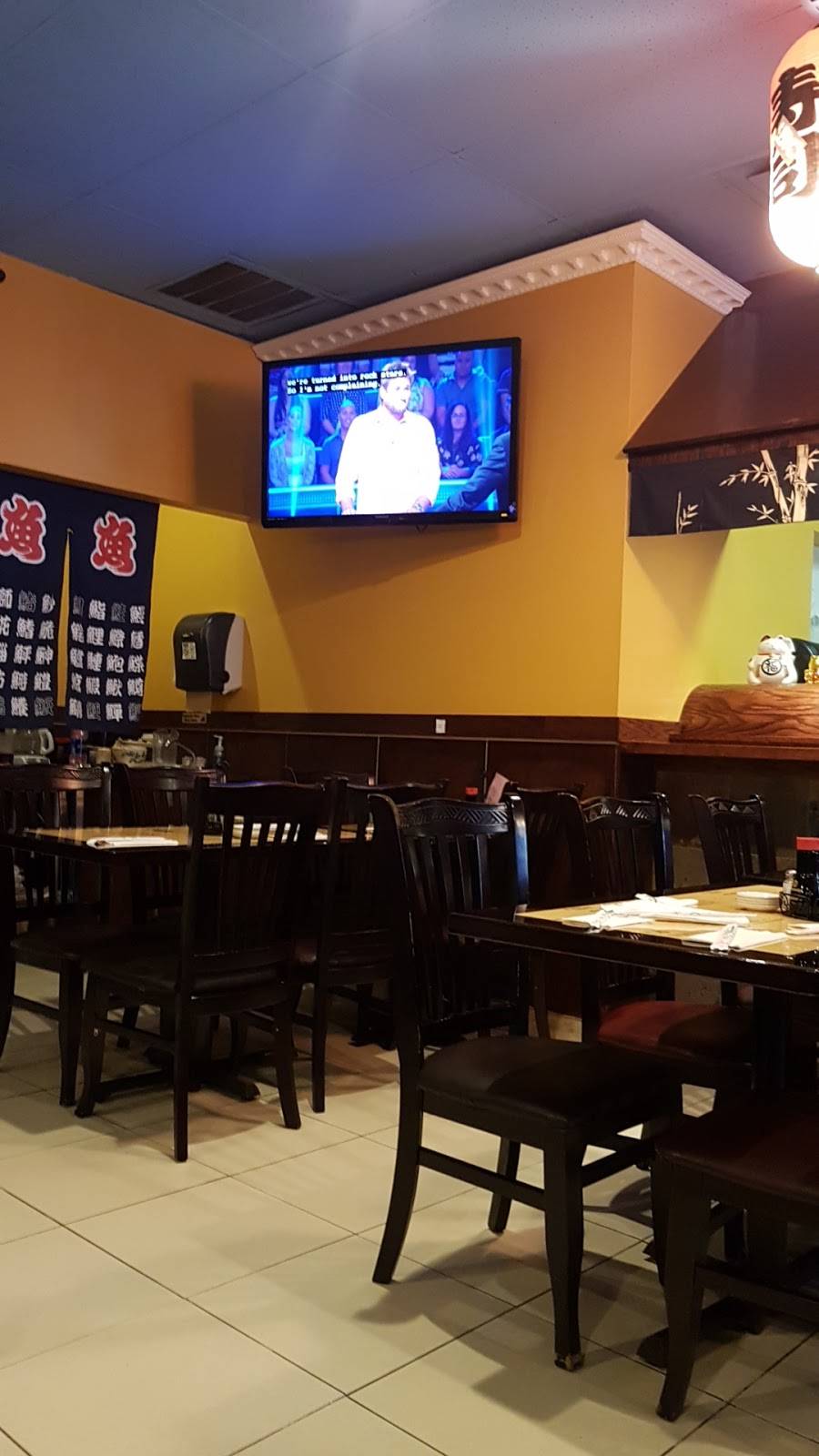 Ninja Sushi Bar | restaurant | 1400 Kempsville Rd, Chesapeake, VA 23320, USA | 7575487778 OR +1 757-548-7778