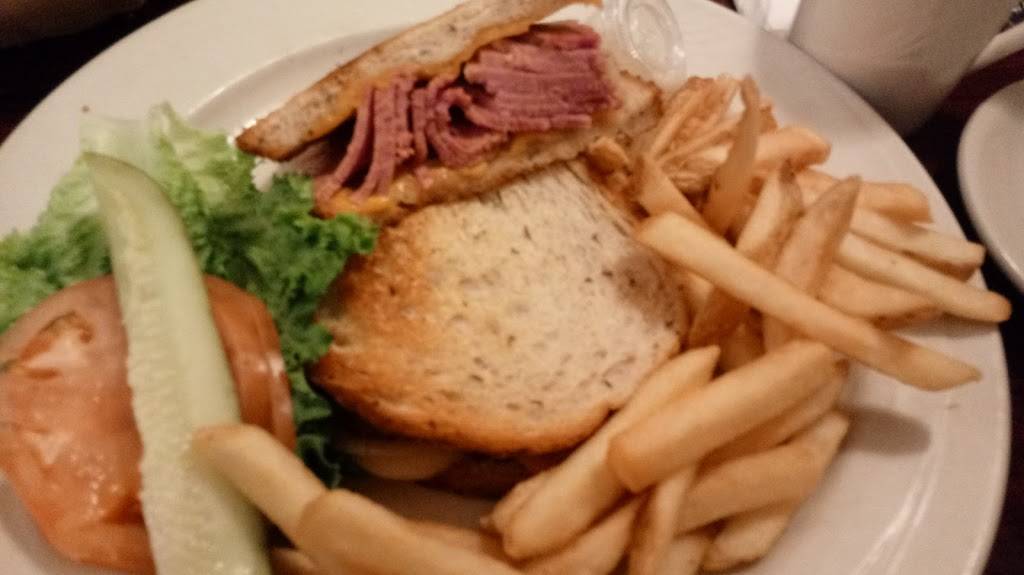 Ashford House | restaurant | 7959 W 159th St, Tinley Park, IL 60477, USA | 7086337600 OR +1 708-633-7600