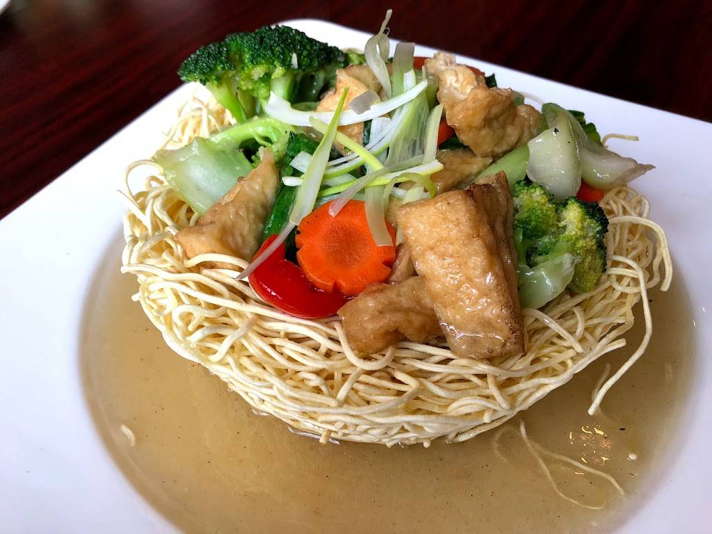 Pho Blooming Rose | meal takeaway | 895 Yonge St, Toronto, ON M4W 2H2, Canada | 4169622825 OR +1 416-962-2825