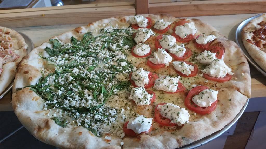 Roma Pizza | restaurant | 5 Union St, Kennebunkport, ME 04046, USA | 2072727372 OR +1 207-272-7372