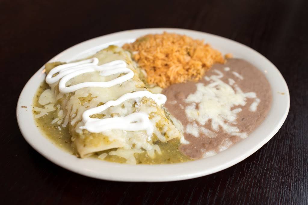 Poblanos On Main | restaurant | 115 S Main Plaza, San Antonio, TX 78205, USA | 2103575609 OR +1 210-357-5609