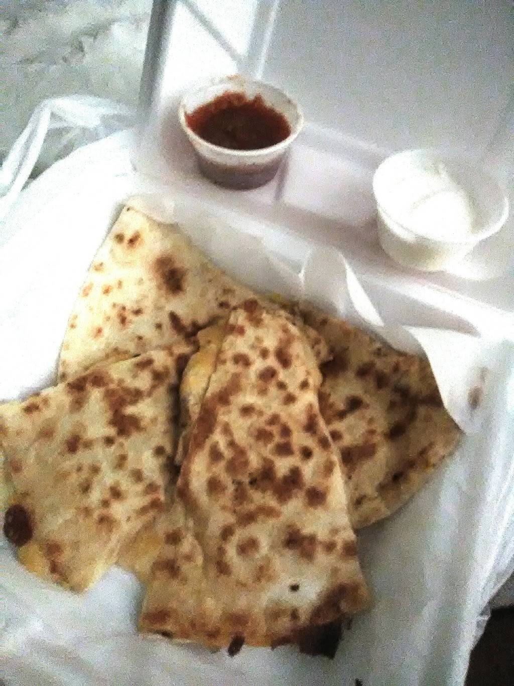 Bricktown Bistro & Raw Bar | restaurant | 4561 HardScrabble Rd #108, Columbia, SC 29229, USA | 8038658787 OR +1 803-865-8787