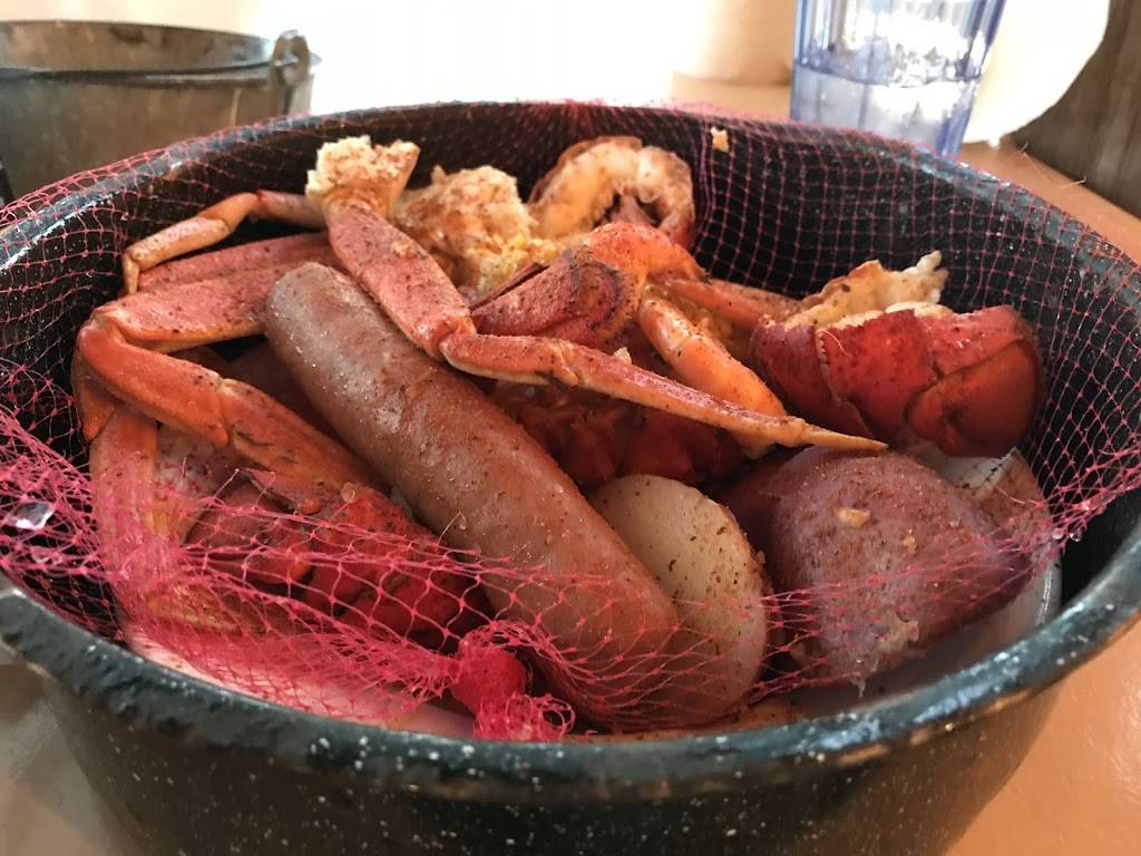 Joes Crab Shack | restaurant | 14025 E Evans Ave, Aurora, CO 80014, USA | 3033067070 OR +1 303-306-7070