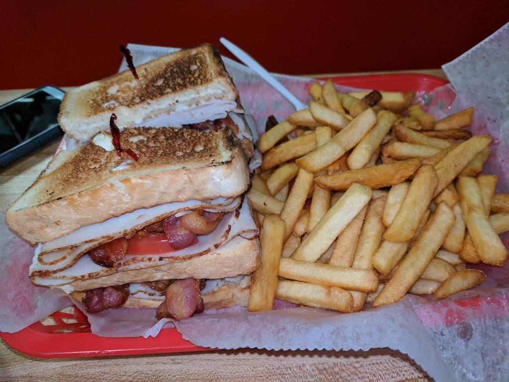 Franks Pizzaria | restaurant | 100 Jestan Blvd, New Castle, DE 19720, USA | 3028385955 OR +1 302-838-5955