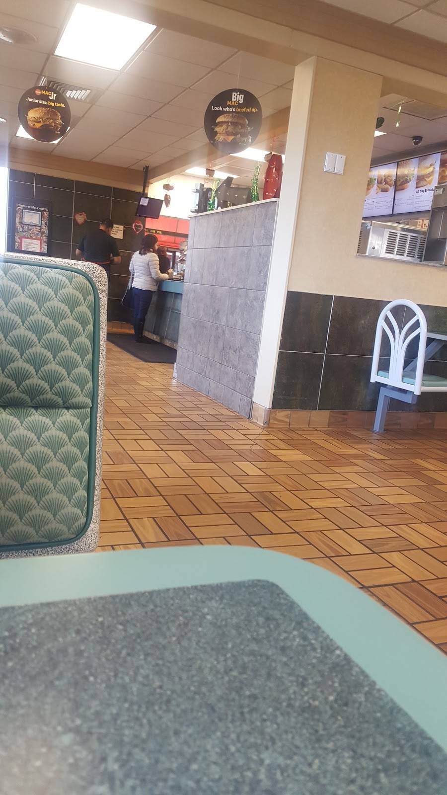 McDonalds | cafe | 190 E Butterfield Rd, Elmhurst, IL 60126, USA | 6308326962 OR +1 630-832-6962