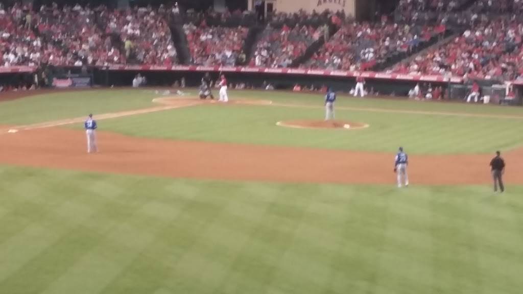 Saint Archer Brewing Co. | restaurant | 2000 E Gene Autry Way, Anaheim, CA 92806, USA | 7149402000 OR +1 714-940-2000