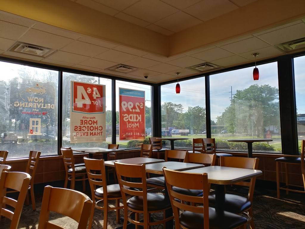 Wendys | restaurant | 29317 Joy Rd, Westland, MI 48185, USA | 7347623397 OR +1 734-762-3397