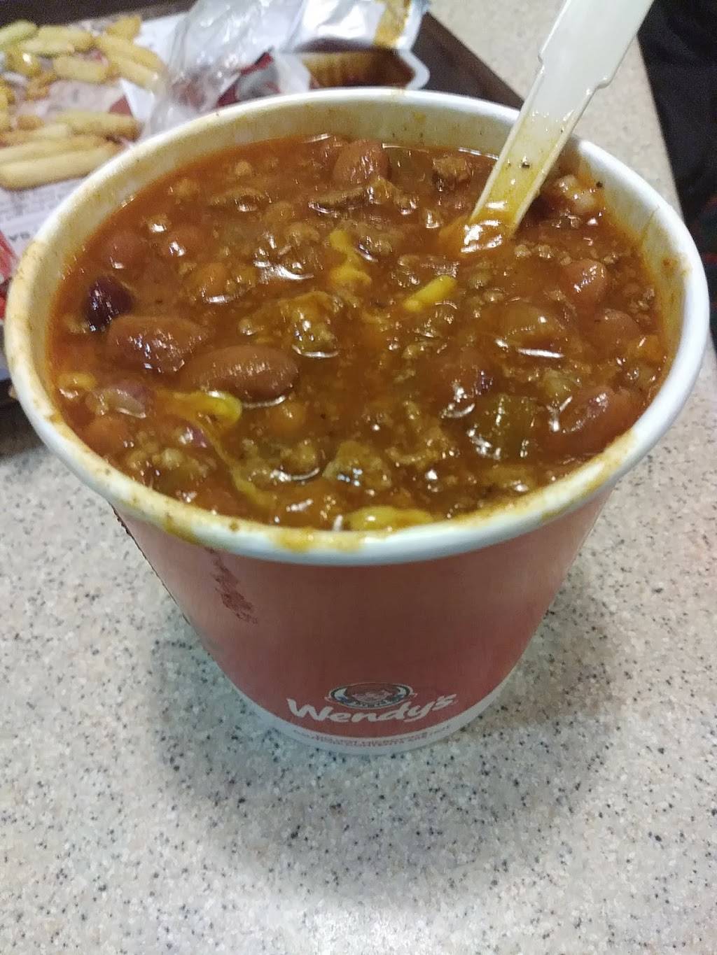 Wendys | restaurant | 2920 NE Sandy Blvd, Portland, OR 97232, USA | 5032397063 OR +1 503-239-7063