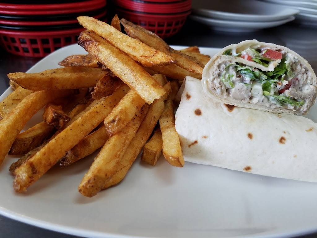 Coastal Breeze | restaurant | 1581 General Booth Blvd, Virginia Beach, VA 23454, USA | 7574220022 OR +1 757-422-0022