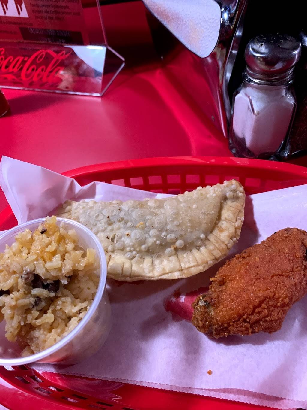 Yvettes Cocina | restaurant | 413 Main St, Lewiston, ME 04240, USA | 2076893099 OR +1 207-689-3099