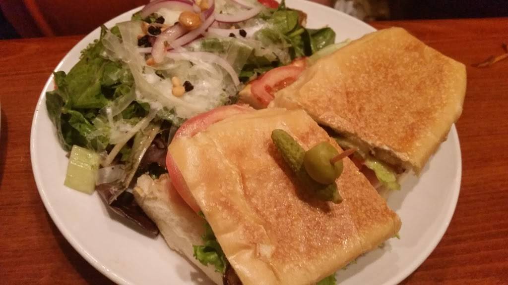 Mojito Tapas Restaurant | restaurant | 2231 Holiday Manor Center, Louisville, KY 40222, USA | 5024250949 OR +1 502-425-0949