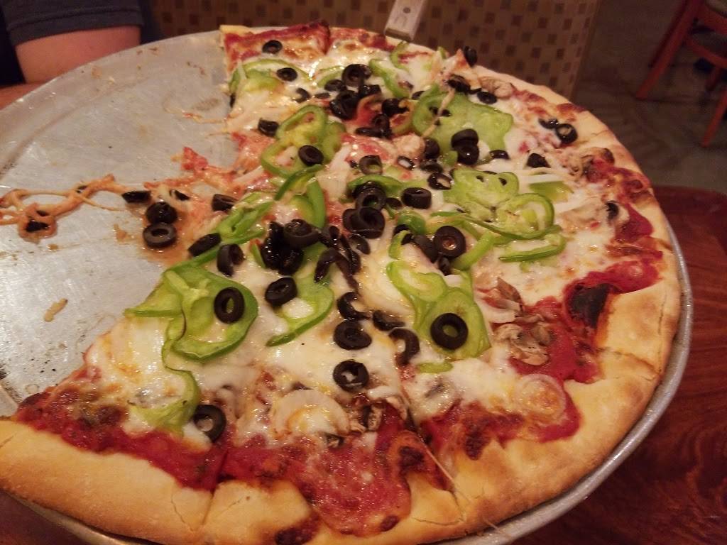 Eccos Pizza Restaurant | meal delivery | 2123 N Bellflower Blvd, Long Beach, CA 90815, USA | 5625973357 OR +1 562-597-3357