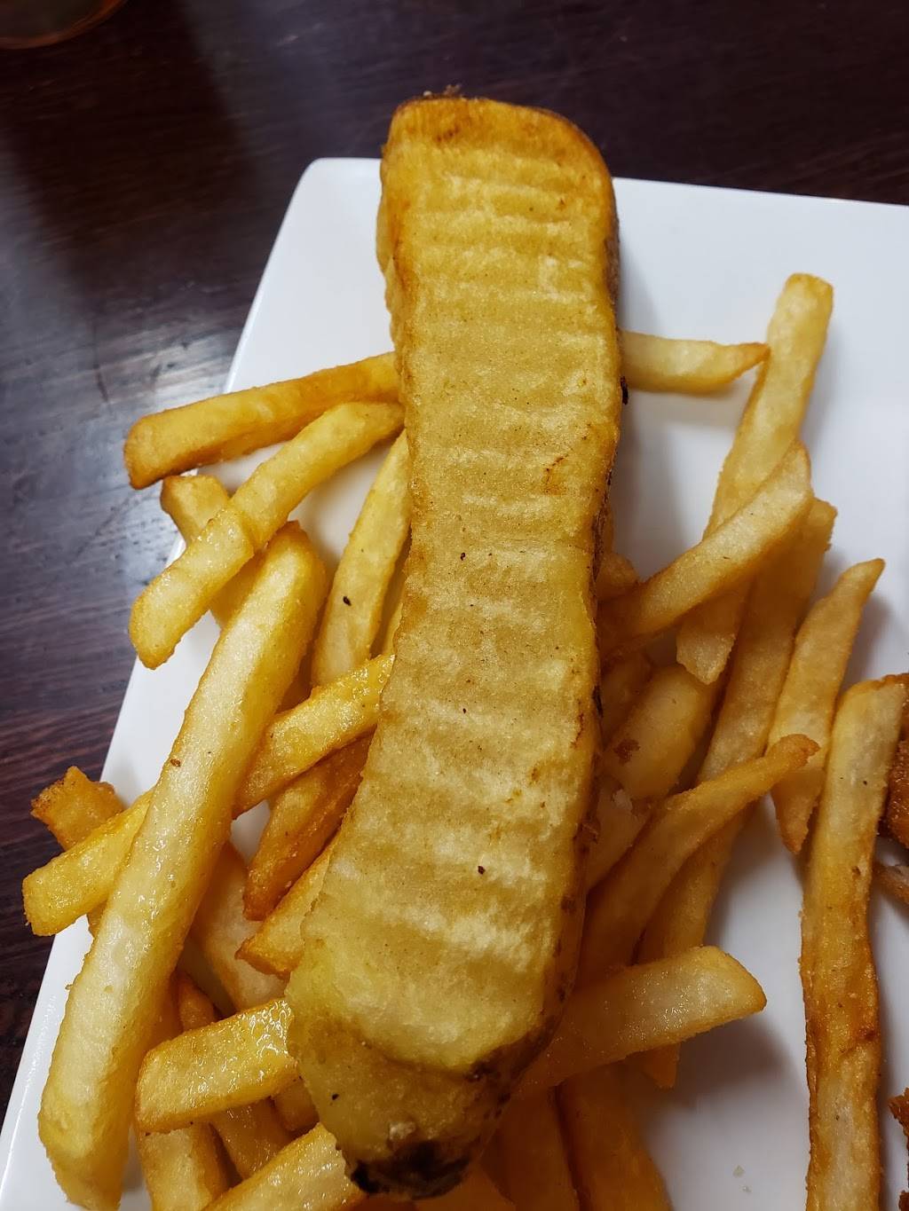 Ballyhoos | restaurant | 124 N Prospect St, Merrill, WI 54452, USA | 7155367600 OR +1 715-536-7600