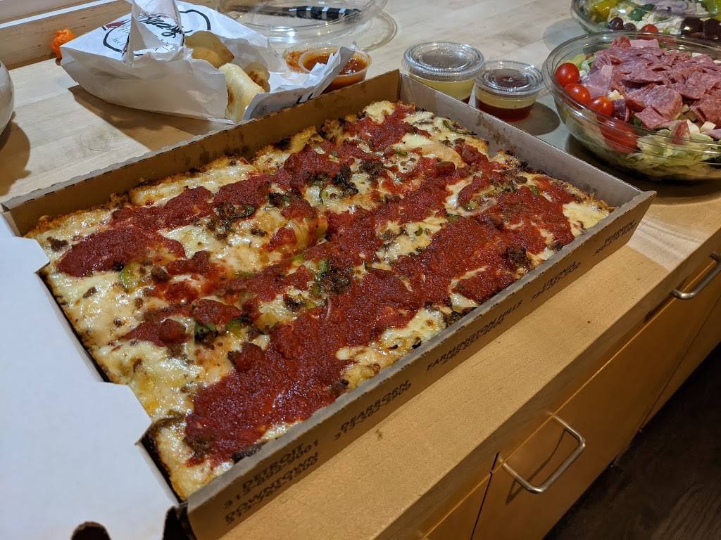 Buddys Pizza | restaurant | 987 Wilshire Dr, Troy, MI 48084, USA | 2485160400 OR +1 248-516-0400