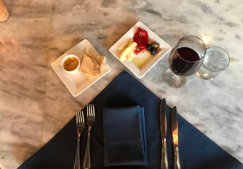 Modo Mio Taverna | restaurant | 705 S 5th St, Philadelphia, PA 19147, USA | 2672392712 OR +1 267-239-2712