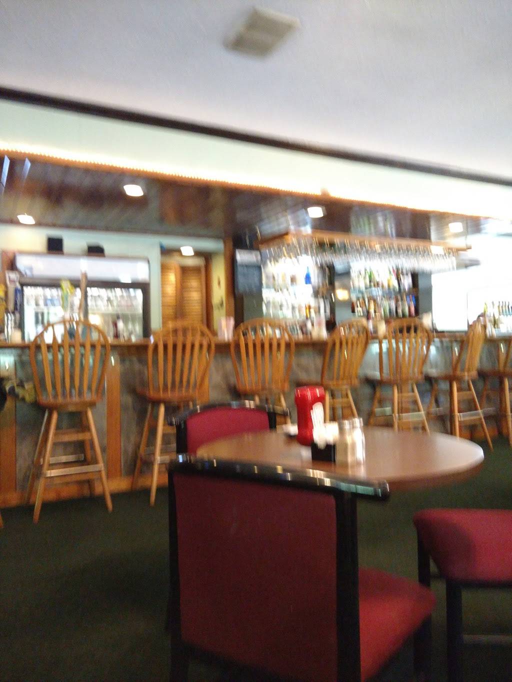 Carriage House Restaurant | restaurant | 660 Spring St, Winchendon, MA 01475, USA | 9782971089 OR +1 978-297-1089