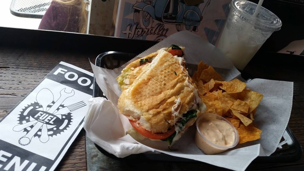 Fuel Cafe Center Street | cafe | 818 E Center St, Milwaukee, WI 53212, USA | 4143743835 OR +1 414-374-3835