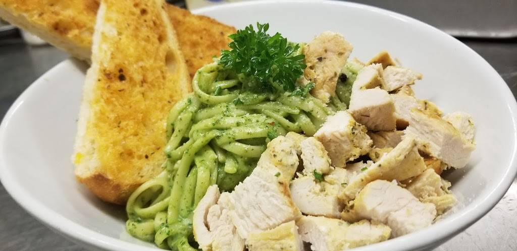 Schooner Bar & Grill | restaurant | 2701 190th St #100, Redondo Beach, CA 90278, USA | 3102141430 OR +1 310-214-1430