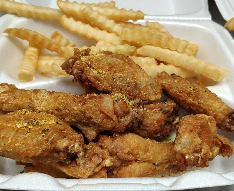 American Deli | restaurant | 3300 N Patterson Ave, Winston-Salem, NC 27105, USA | 3368425712 OR +1 336-842-5712