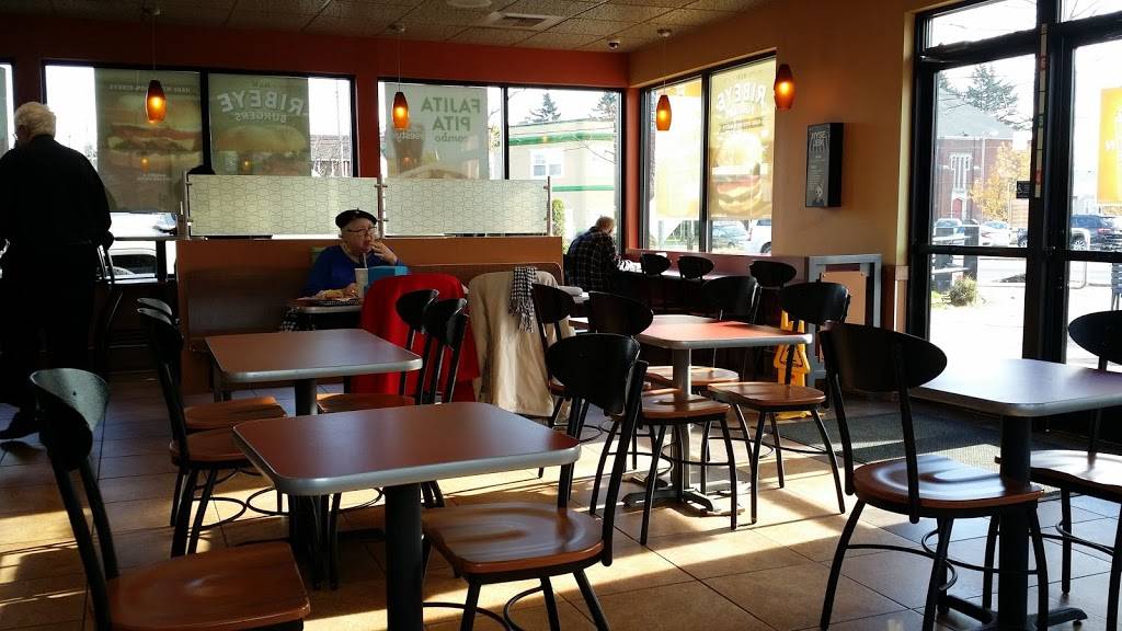 Jack in the Box | restaurant | 2714 NE 57th Ave, Portland, OR 97213, USA | 5032828449 OR +1 503-282-8449