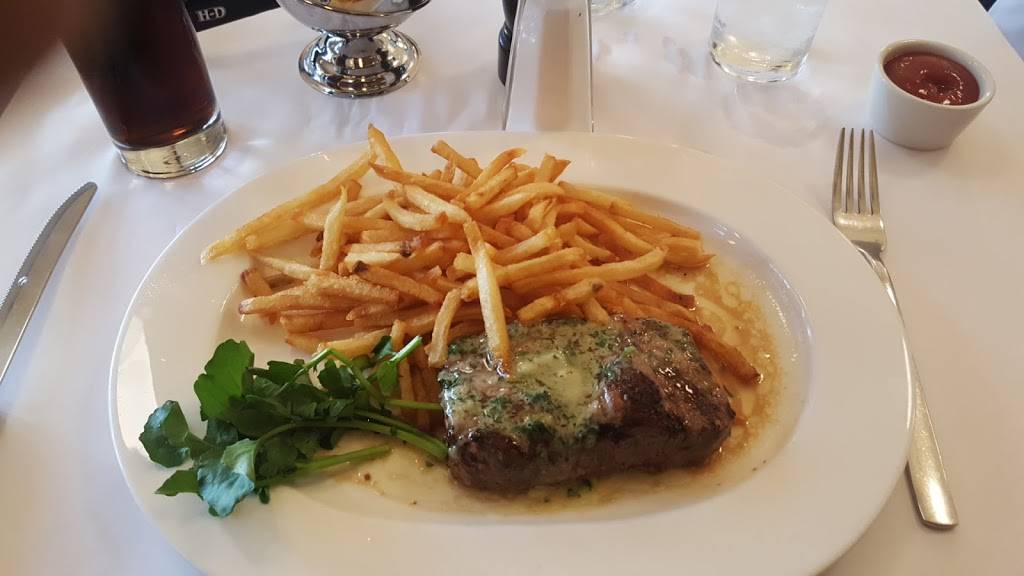 The Odeon | restaurant | 145 W Broadway, New York, NY 10013, USA | 2122330507 OR +1 212-233-0507