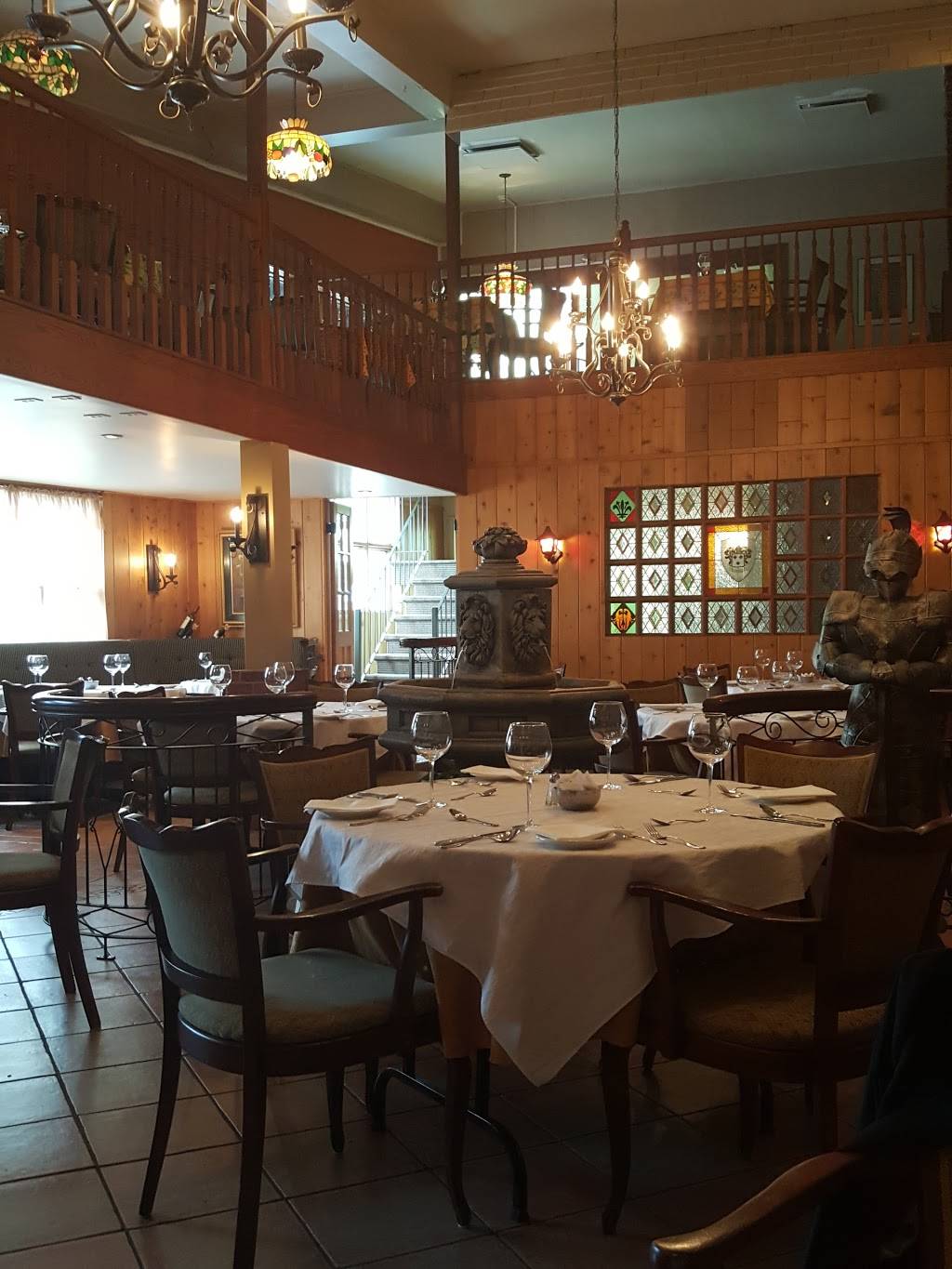 Restaurant Les Freres Moreau | restaurant | 160 Boulevard du Séminaire N, Saint-Jean-sur-Richelieu, QC J3B 5K5, Canada | 4503475559 OR +1 450-347-5559