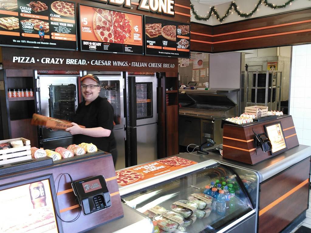 Little Caesars Pizza | meal takeaway | 15574 Middlebelt Rd, Livonia, MI 48154, USA | 7342614740 OR +1 734-261-4740