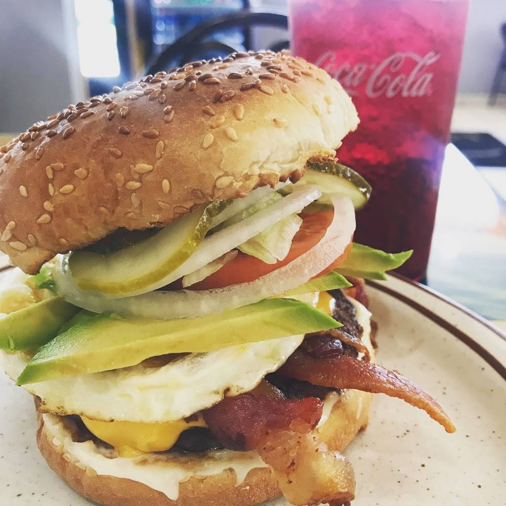 Great Lakes Coney Island | restaurant | 38425 Grand River Ave, Farmington, MI 48335, USA | 2484716968 OR +1 248-471-6968