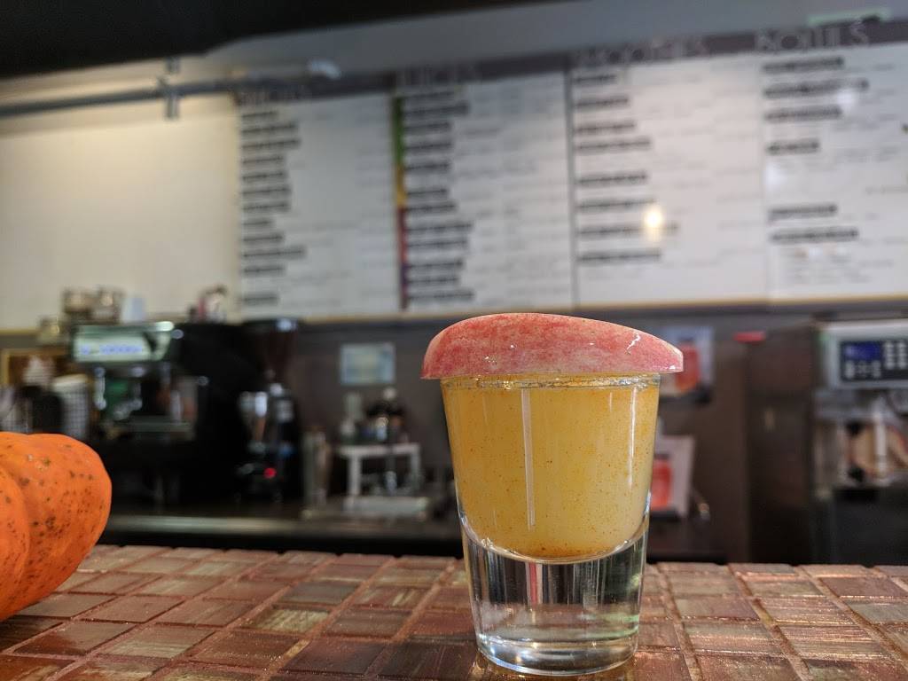 Salúd Juicery Shadyside | restaurant | 733 Copeland St, Pittsburgh, PA 15232, USA | 4126831064 OR +1 412-683-1064