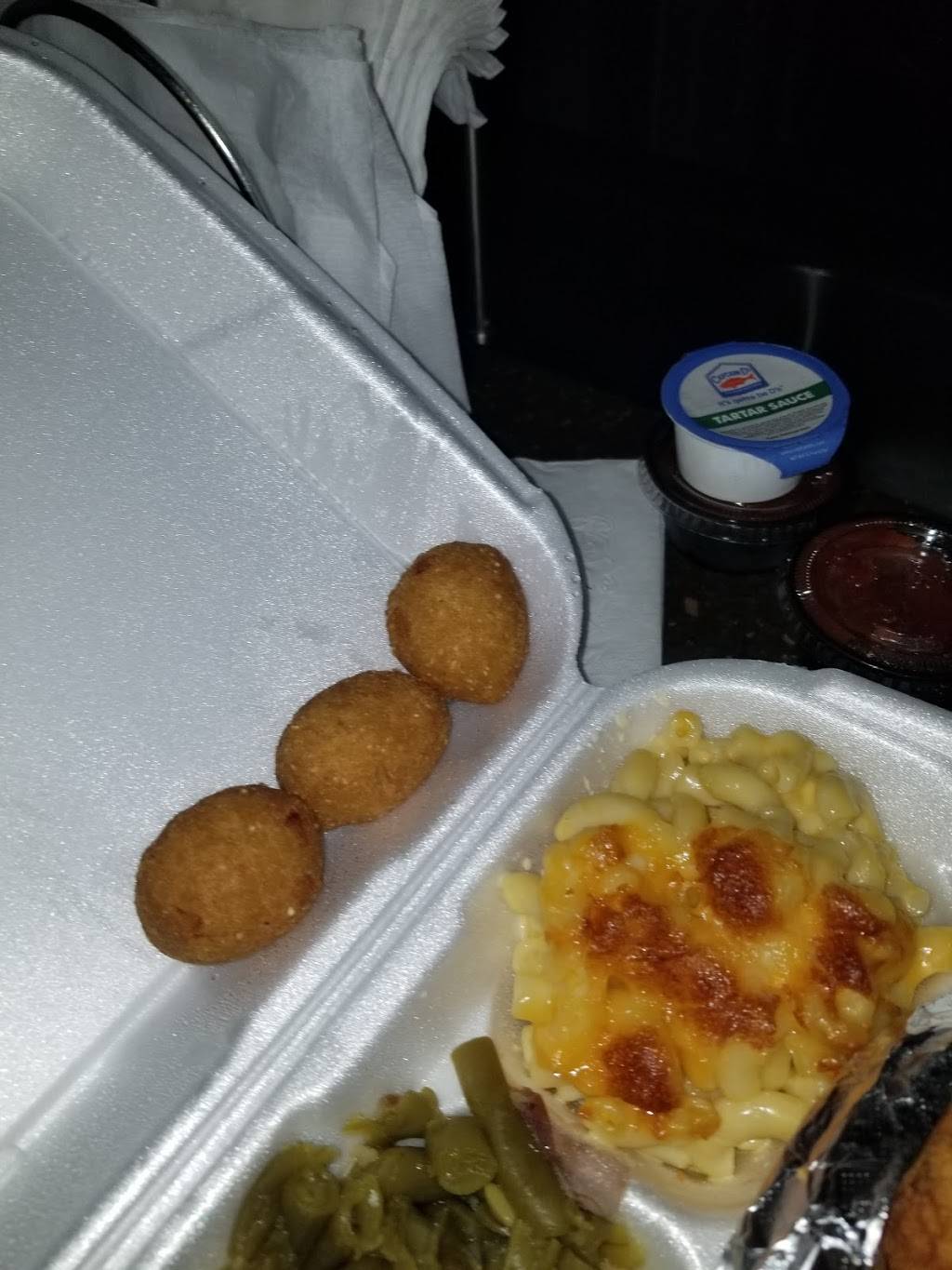 Uncle Genes Soul & Seafood Cf | restaurant | 5123 Timuquana Rd, Jacksonville, FL 32210, USA | 9043175111 OR +1 904-317-5111